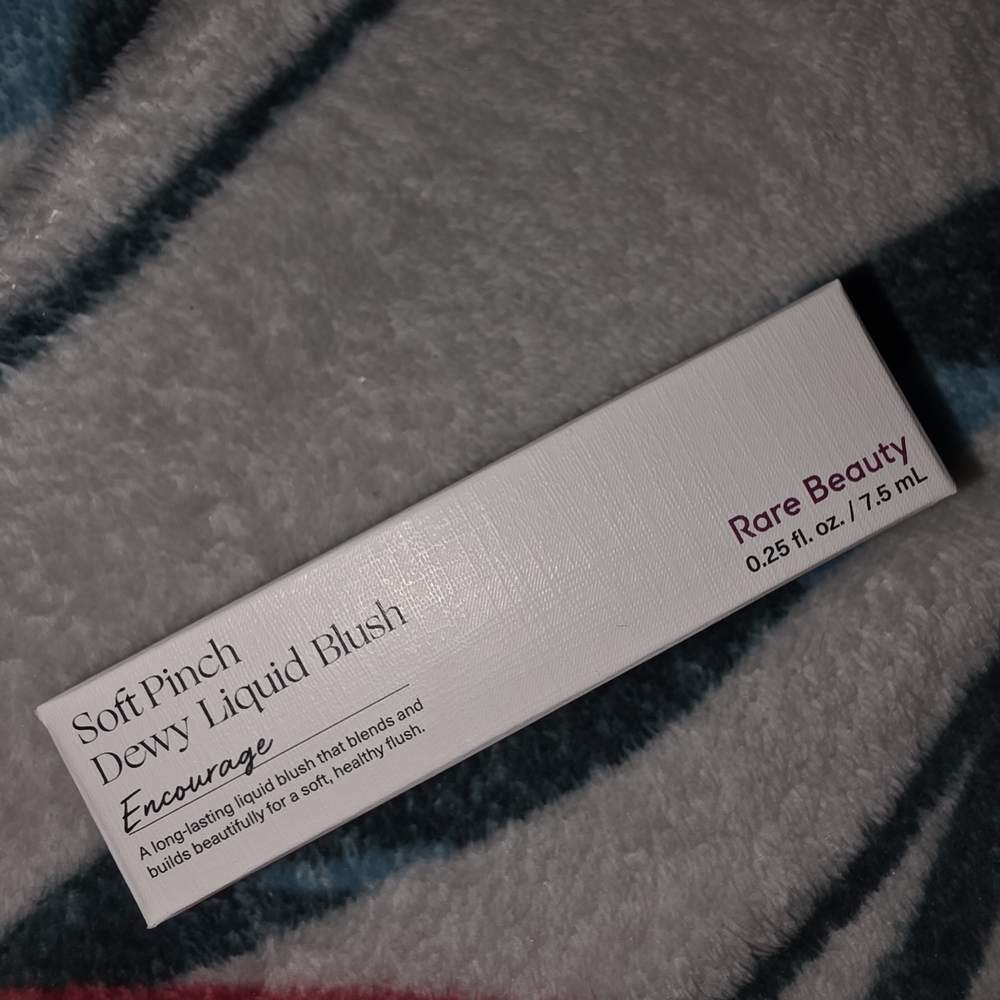 Rare Beauty Soft Pinch Dewy Liquid Blush Color: Encourage - Picture 3 of 6
